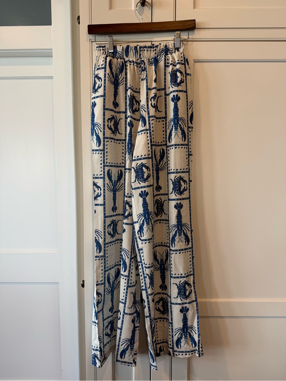 New Women's Navy & Cream silky lounge Pants